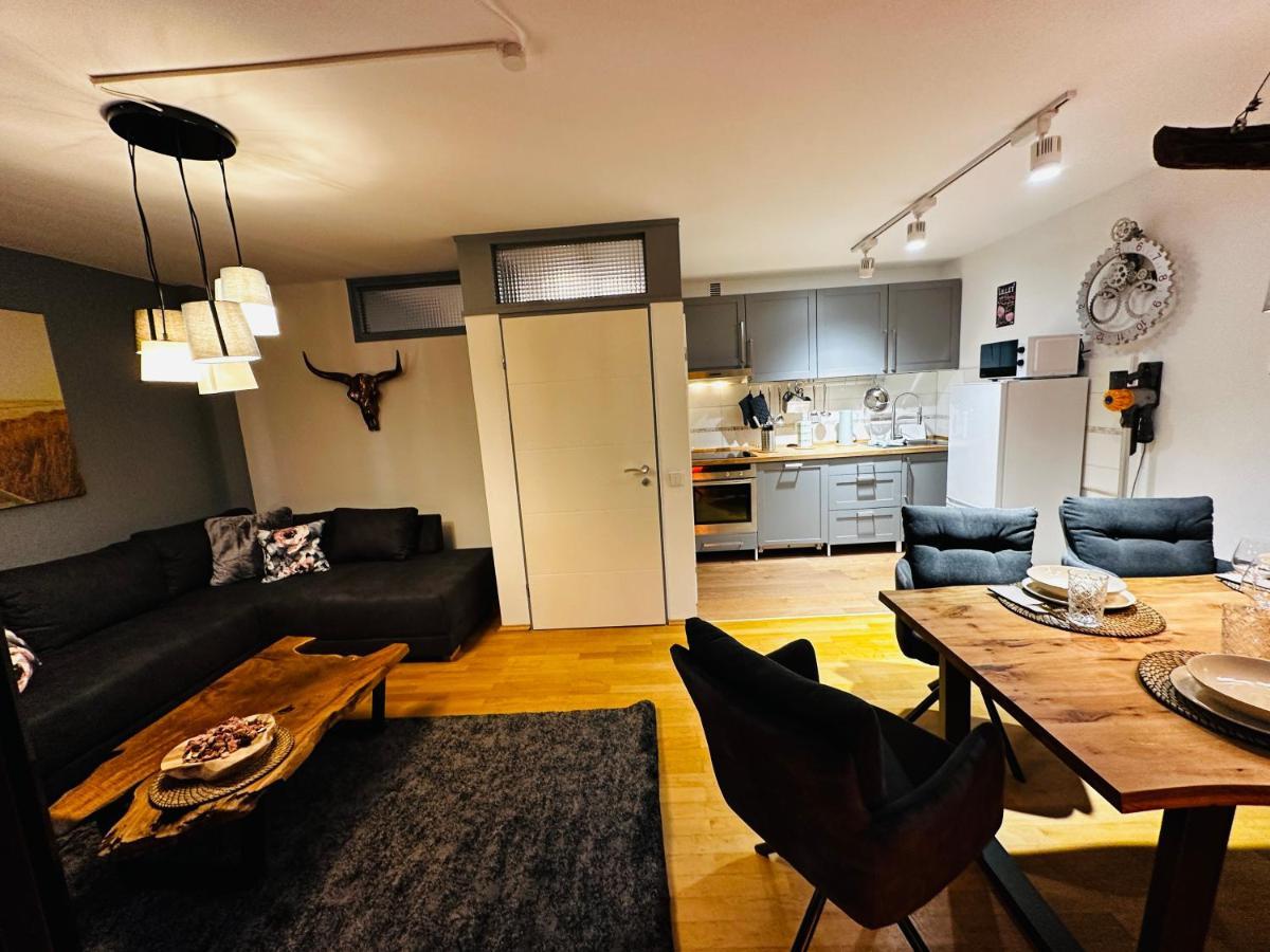Stilvoll-Mit Balkon- Zentral - Netflix-Nespresso Lejlighed Essen Eksteriør billede
